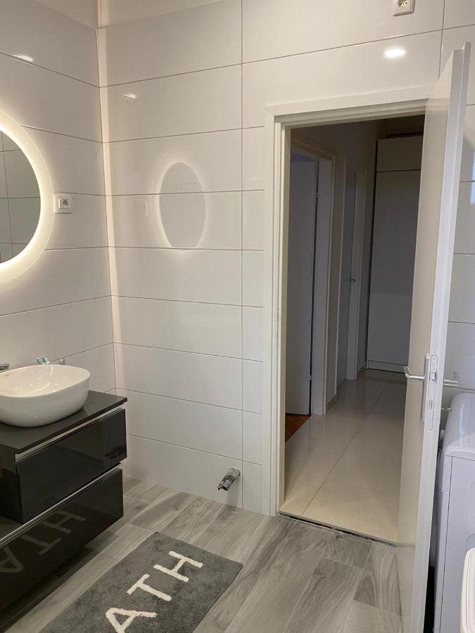 Apartment Viki Lozovac Exteriör bild